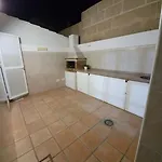 Вилла Vanesa Luxury Private With A Heated Pool, 4 Bedrooms And 4 Bathrooms