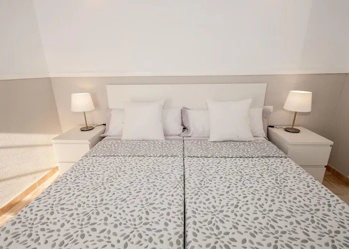 Vanesa Luxury Private With A Heated Pool, 4 Bedrooms And 4 Bathrooms Villa